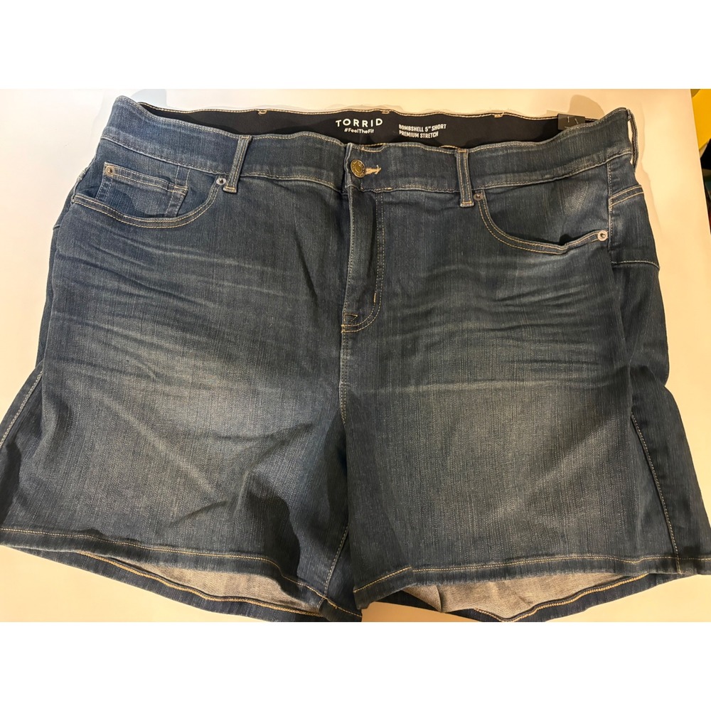 Torrid Bombshell Denim Shorts Womens 24 5" High Rise Premium Stretch Dark Wash